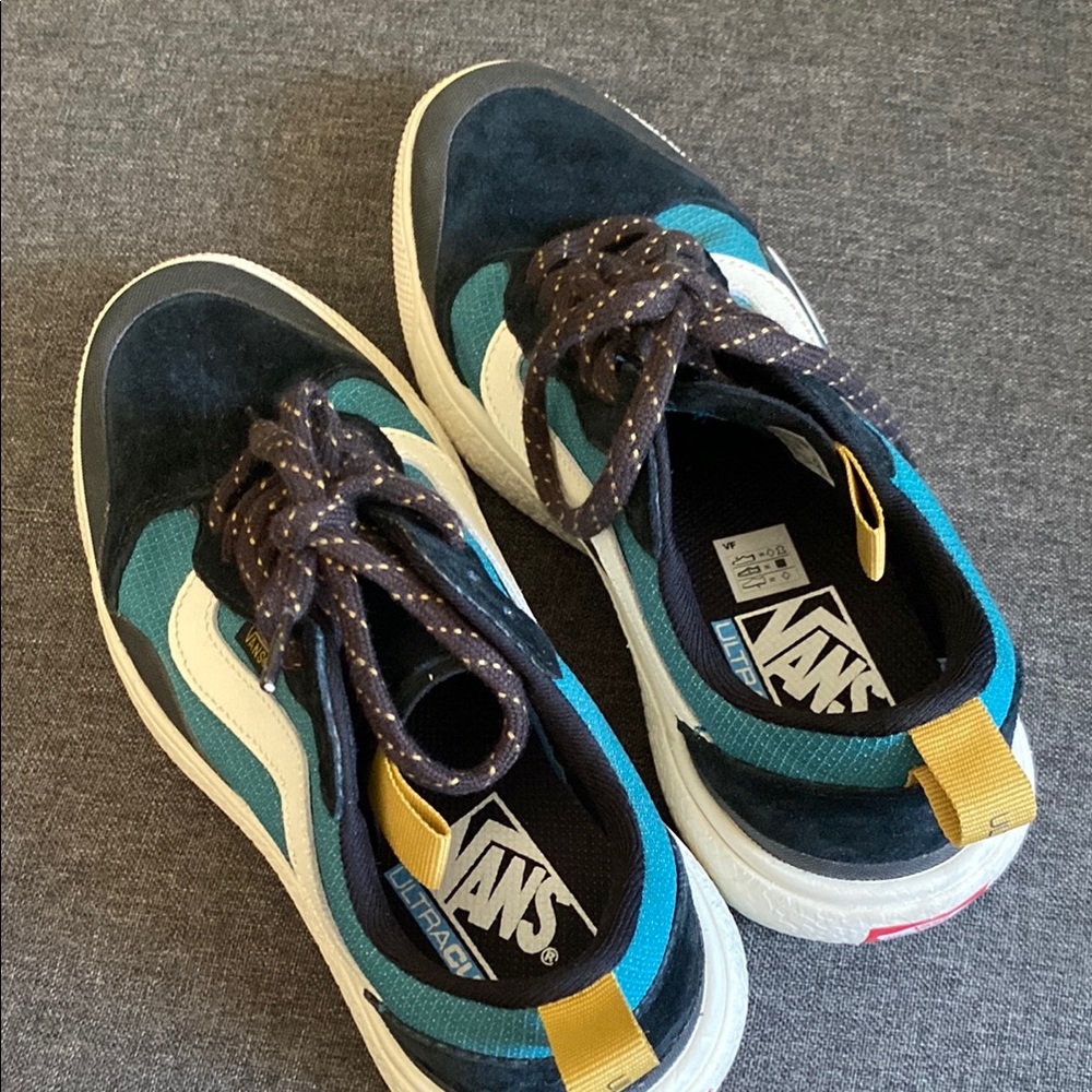 Vans Black and Blue Ultrarange EXO Sneakers with Athletic Design women’s size 7 - Picture 11 of 12